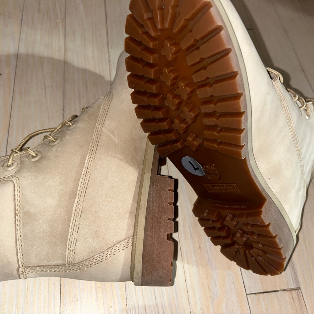 Timberland Women's Cream Suede Combat Boots - Picture 7 of 9